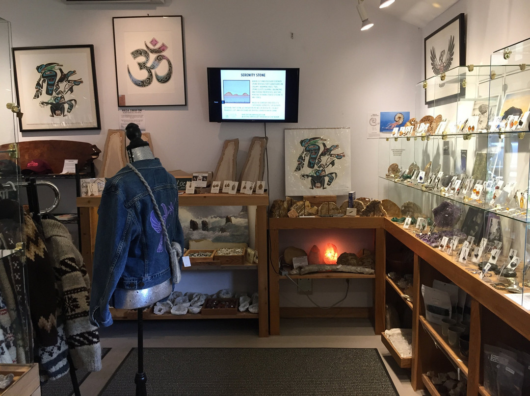 Crystal Cabin Gallery-Tlell必去景点