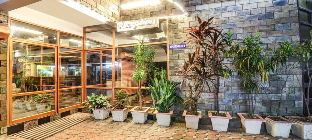 Hotel Rvees Regency主图