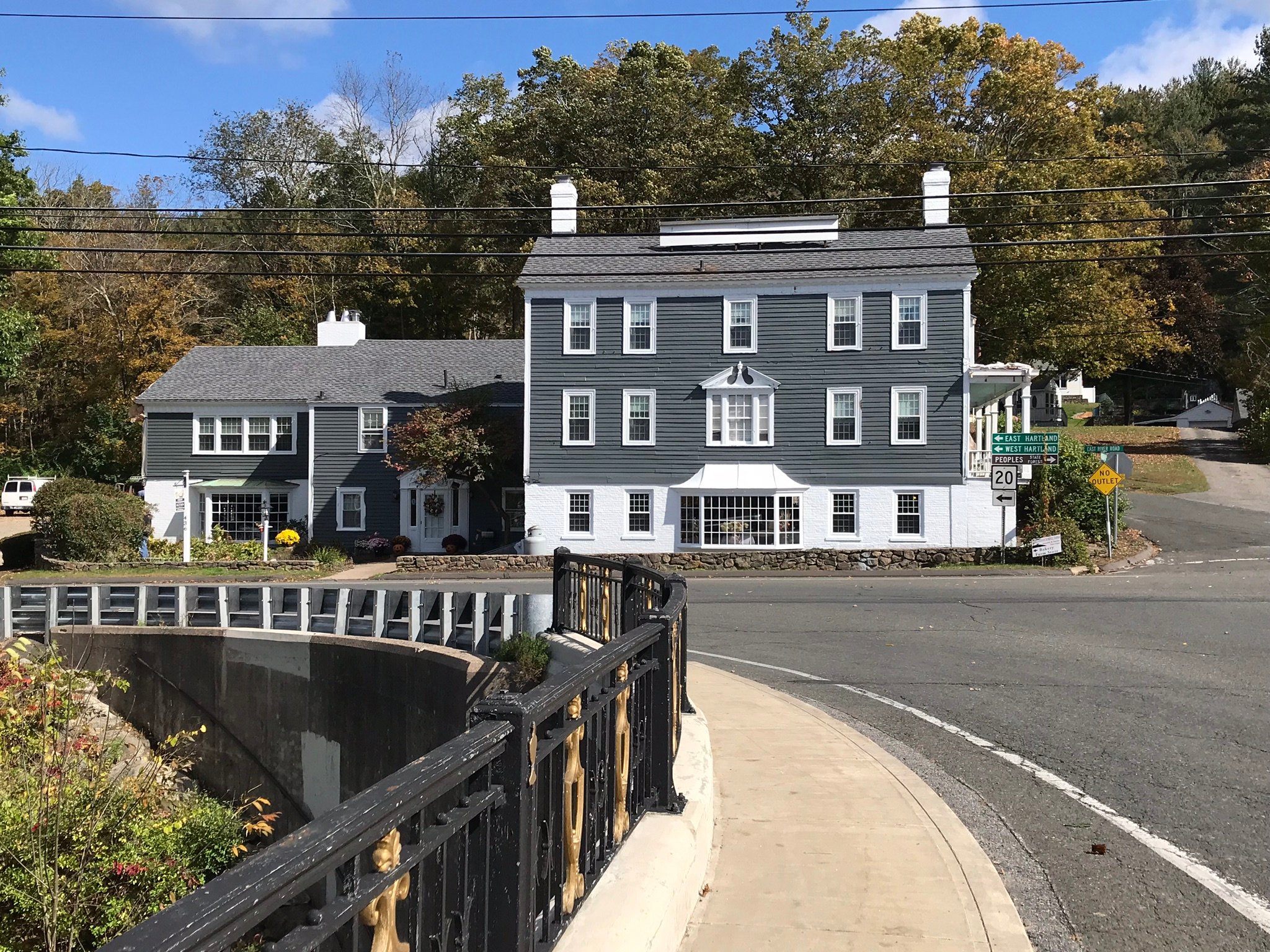 Old Riverton Inn-官方
