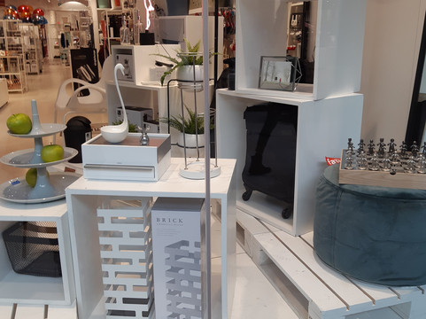 湾景村购物中心-多伦多必去景点