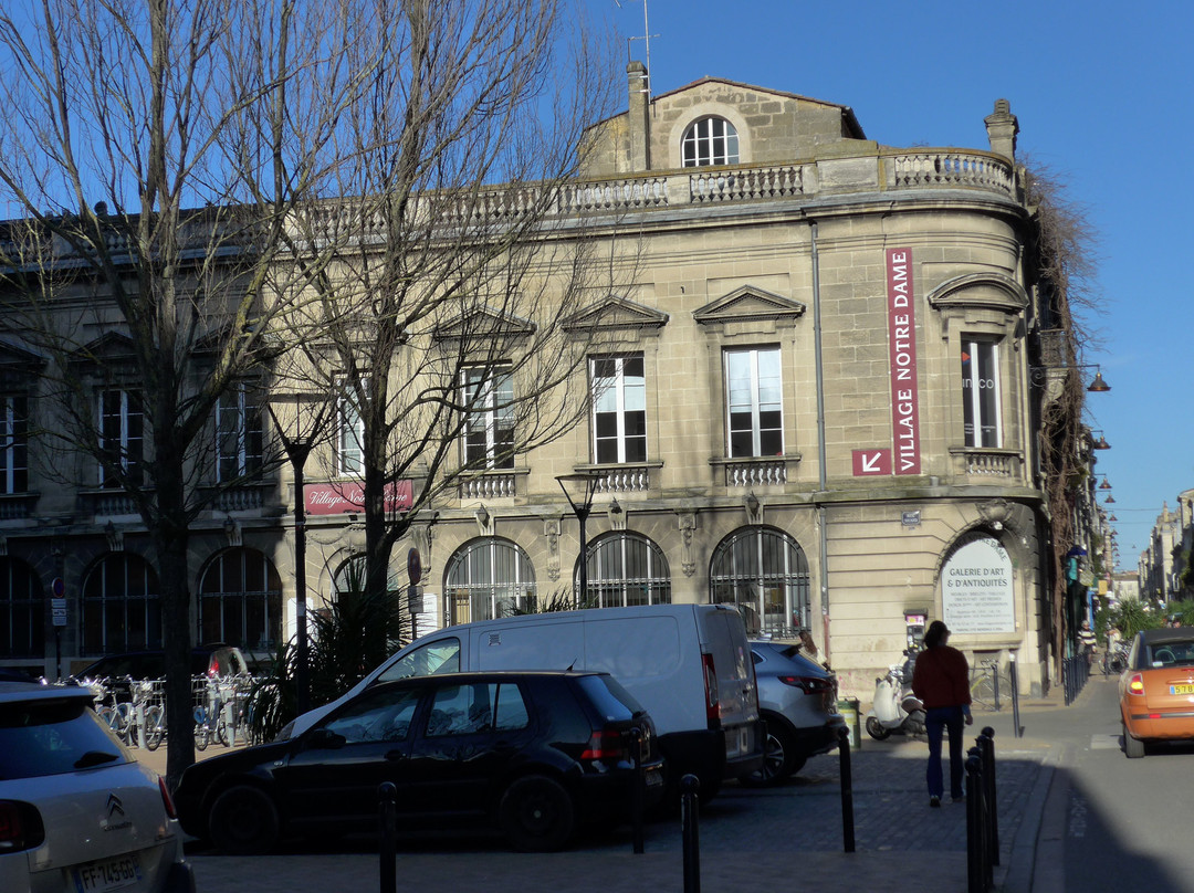 Antique Dealers of Village Notre Dame-波尔多必去景点