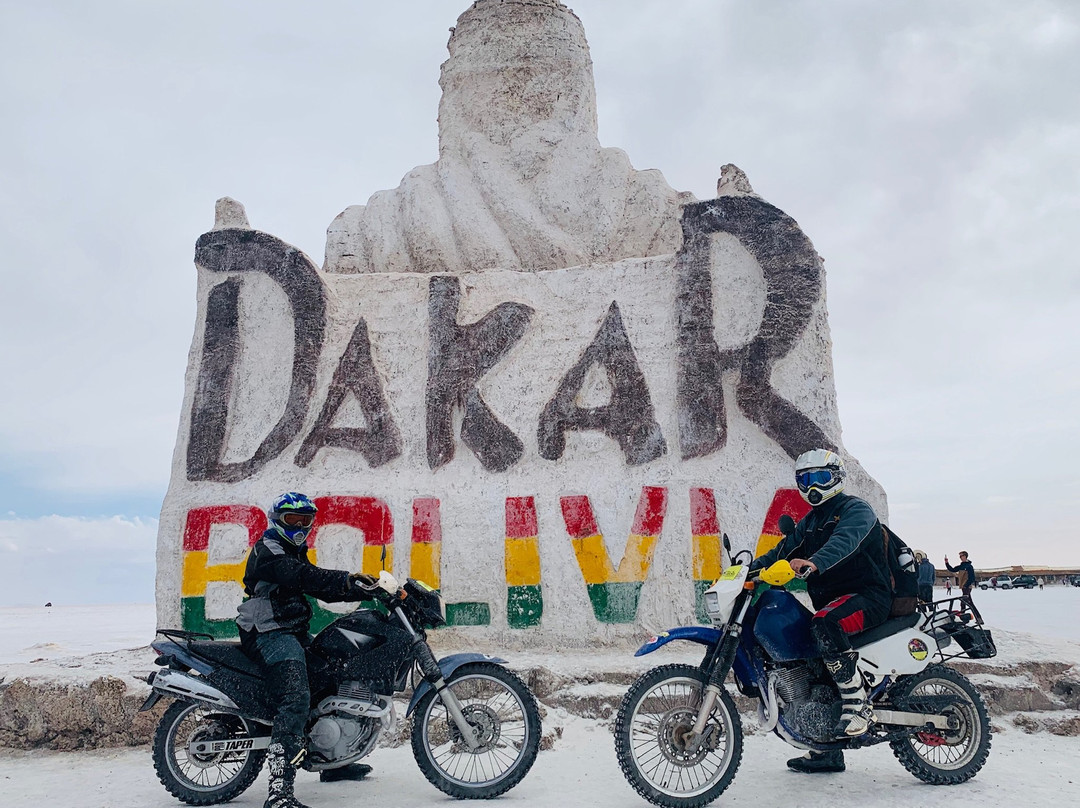 Uyuni Motorcycle Tours景点图片