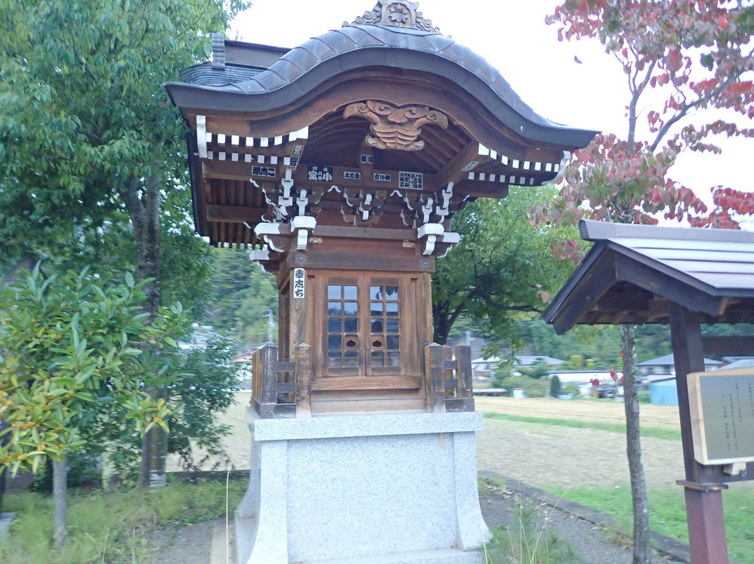 Nanakuri Jizoson-上田市必去景点