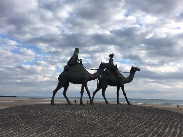 Tsuki No Sabaku Memorial Statue-御宿町必去景点