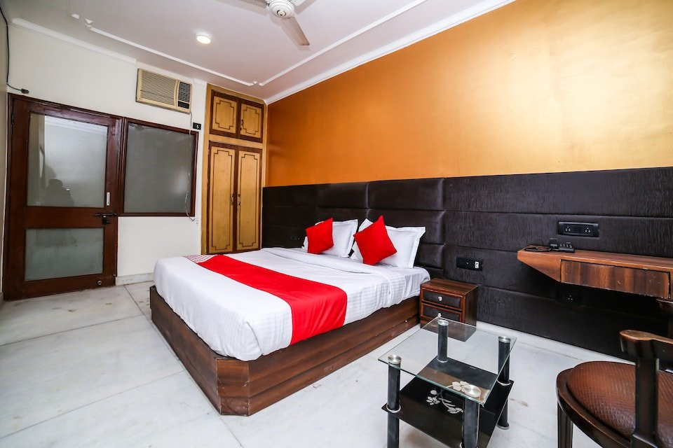 26589 Hotel Royal Town