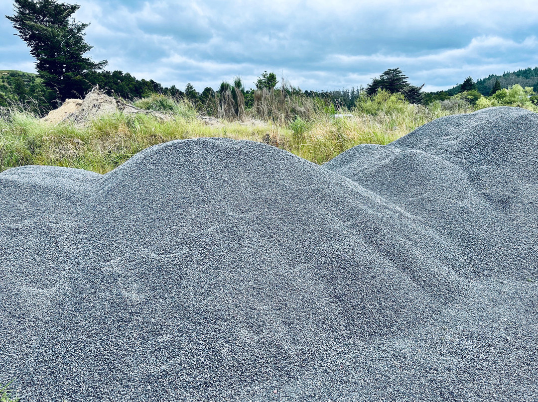 Raurimu Gravel Piles景点图片