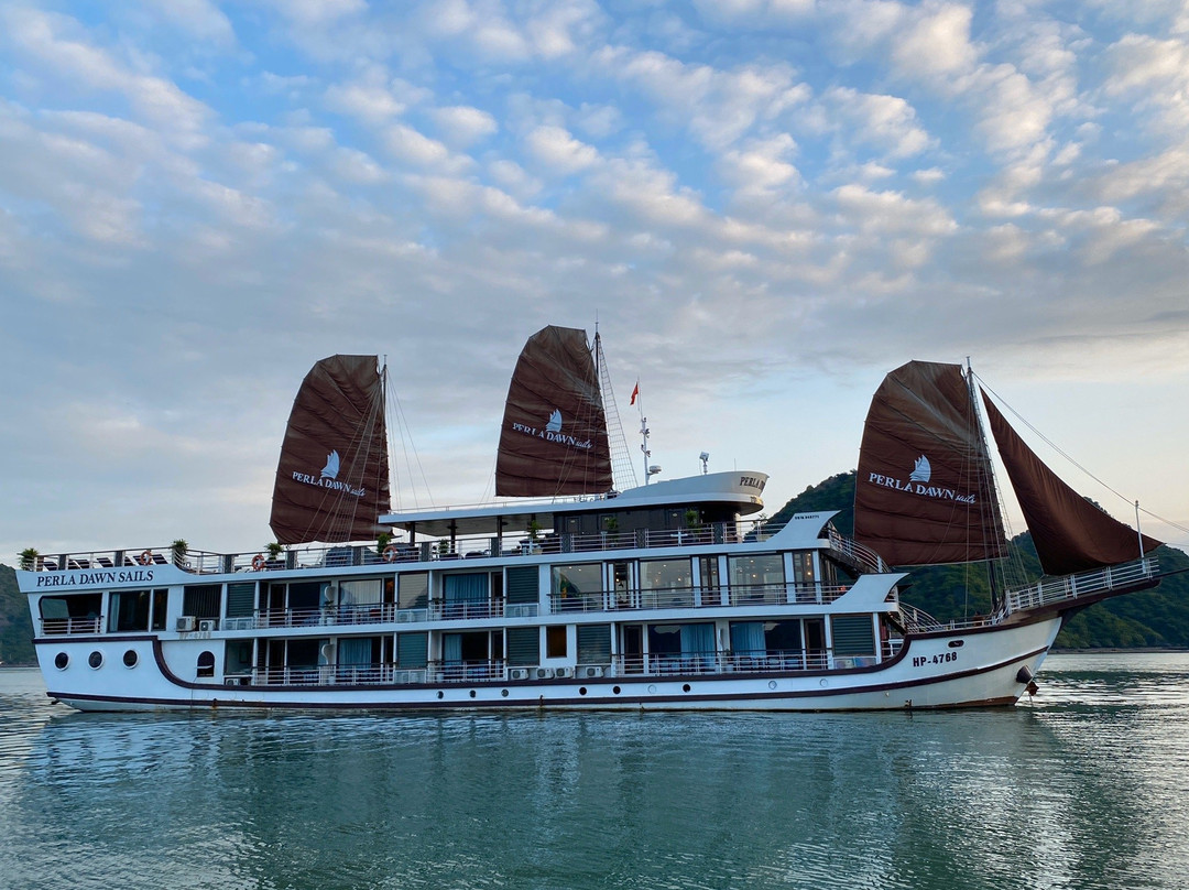 Perla Dawn Sails-海防必去景点