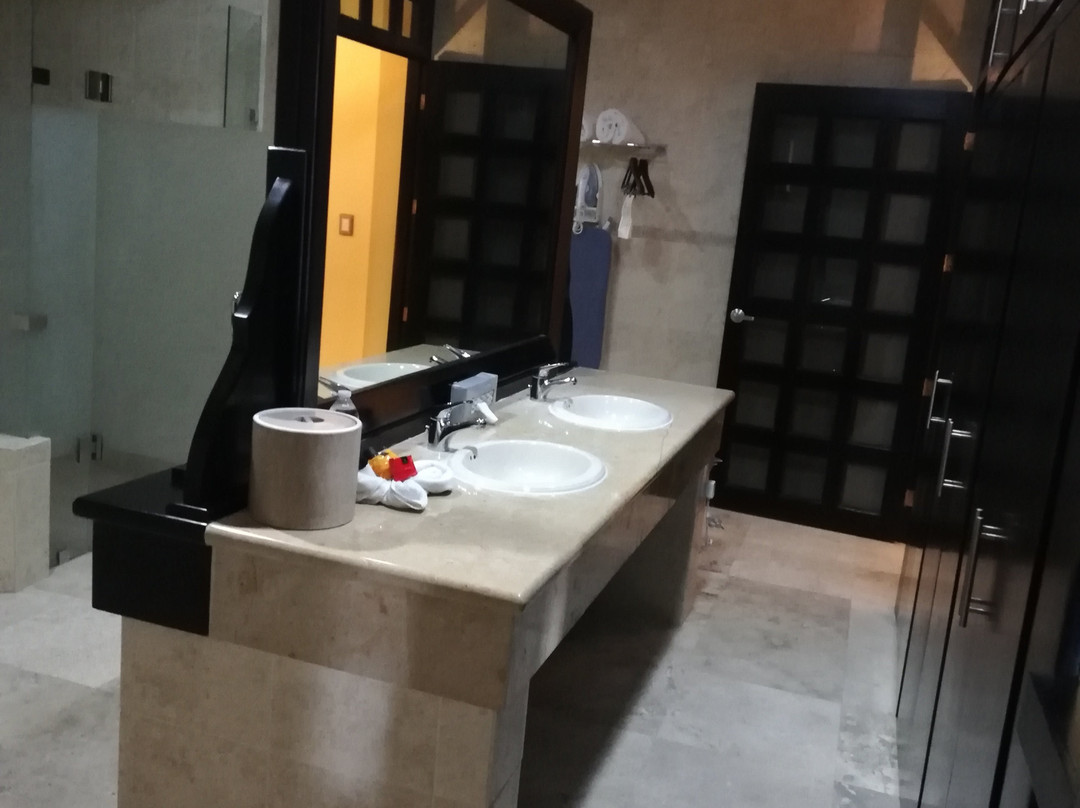 Hotel Hipico Inn主图