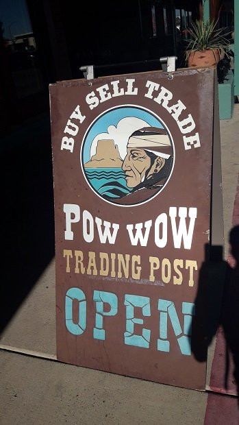 Pow Wow Trading Post-佩吉必去景点