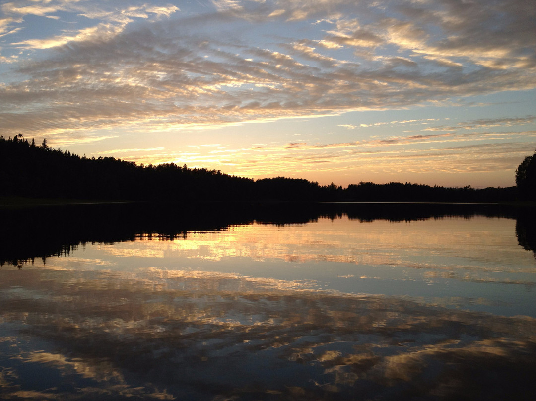 Paddles on Fortune River-Souris必去景点