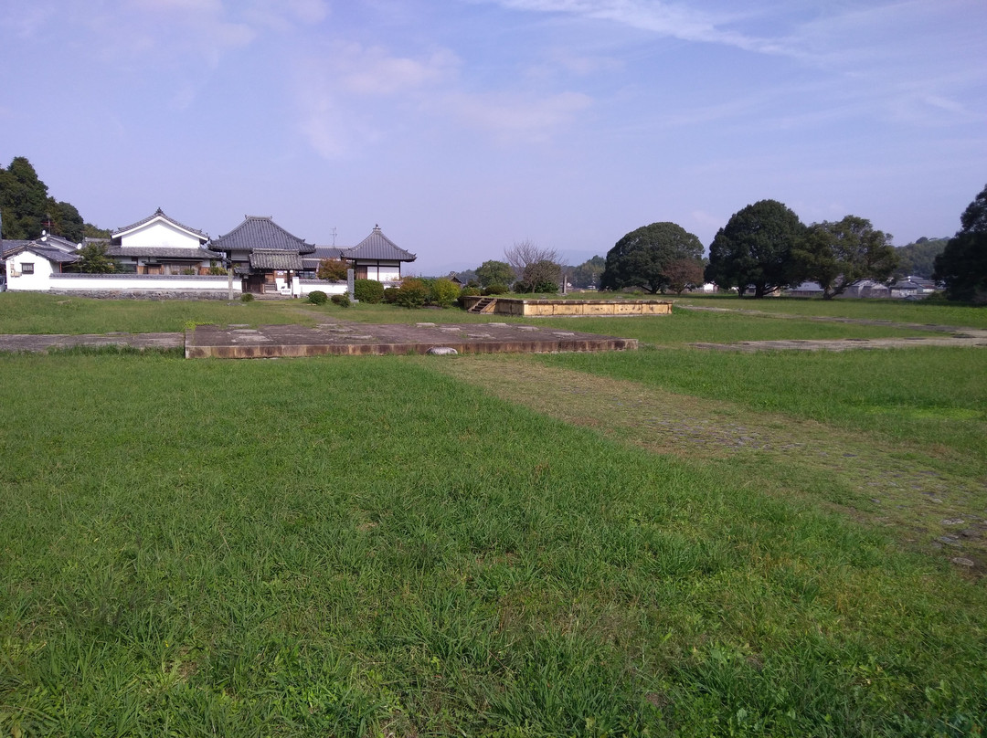 Kawaradera Temple Ruins景点图片