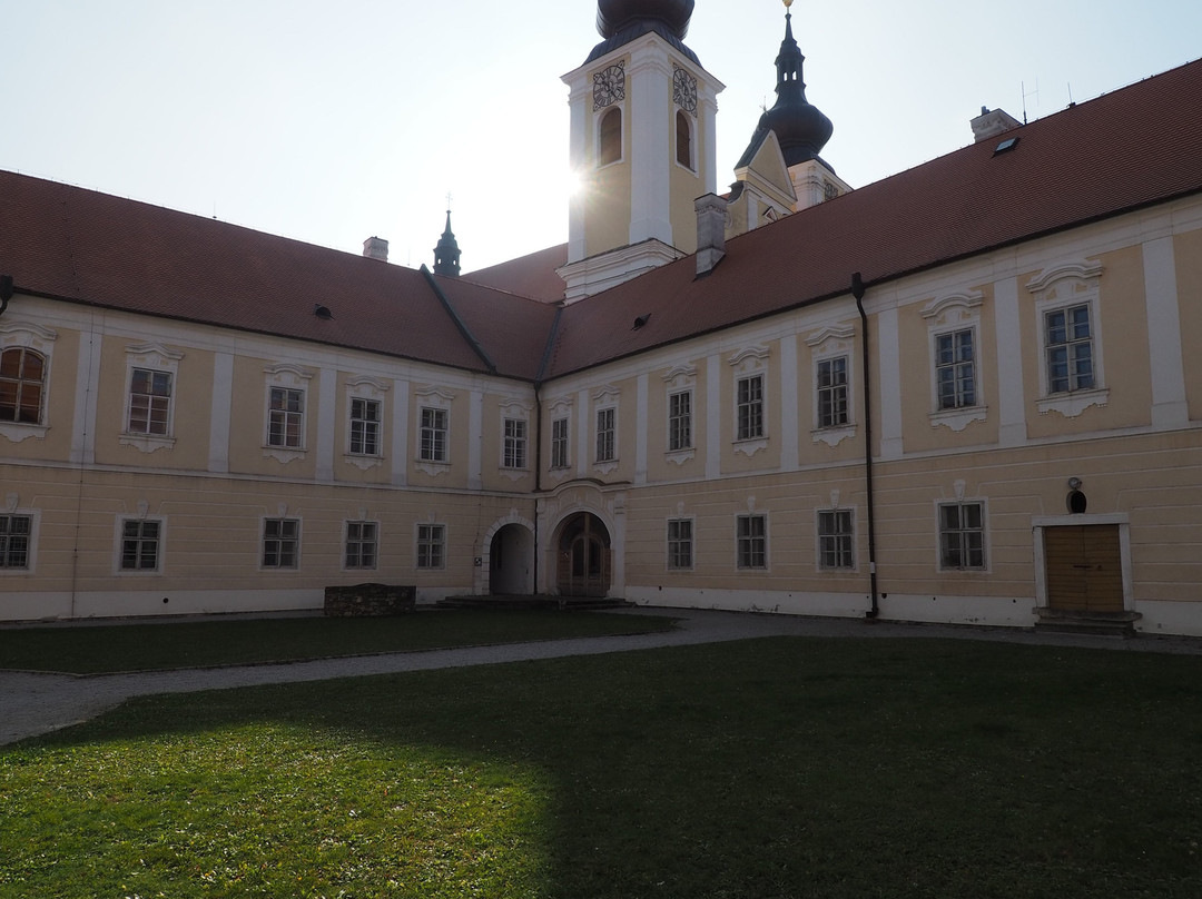 Premonstratensian Monastery (Kanonie Premonstratu v Nove Risi)-Nova Rise必去景点