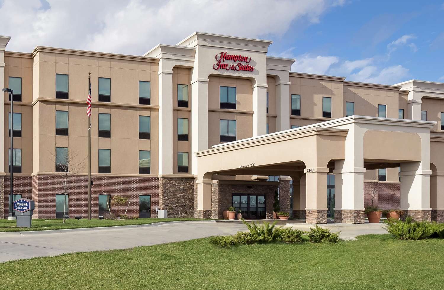 Hampton Inn & Suites Lincoln Northeast I-80-官方
