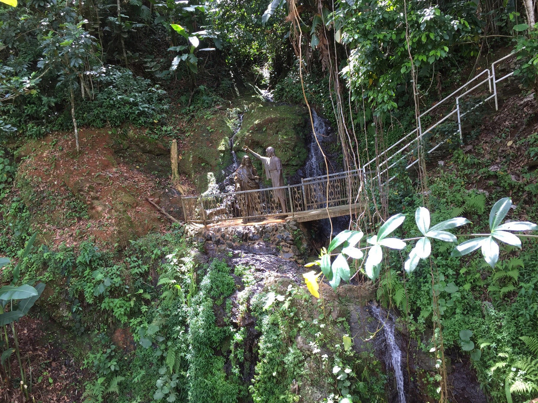 Gruta De San Juan Bautista景点图片