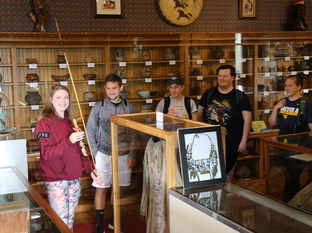 The Stirrup Gallery of Davis & Elkins College-Elkins必去景点