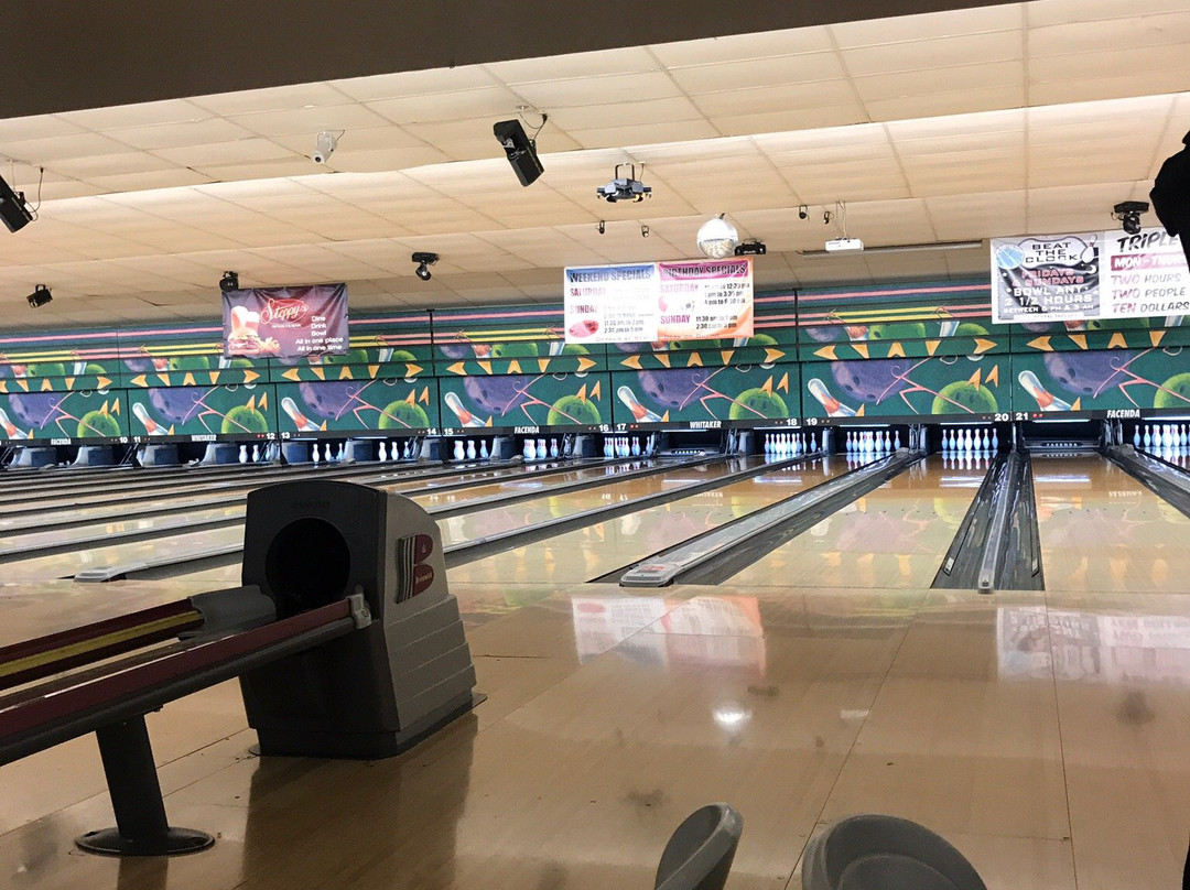 Facenda Whitaker Lanes-East Norriton必去景点