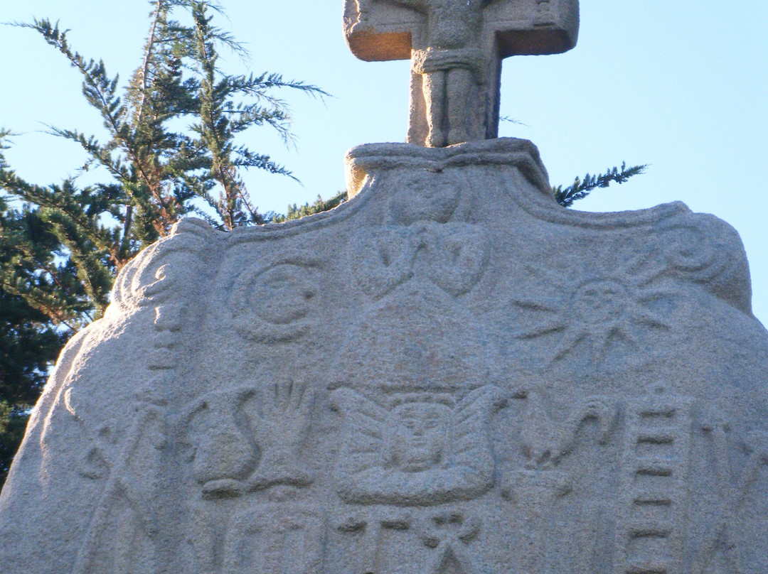 Menhir de Saint Uzec-Pleumeur Bodou必去景点