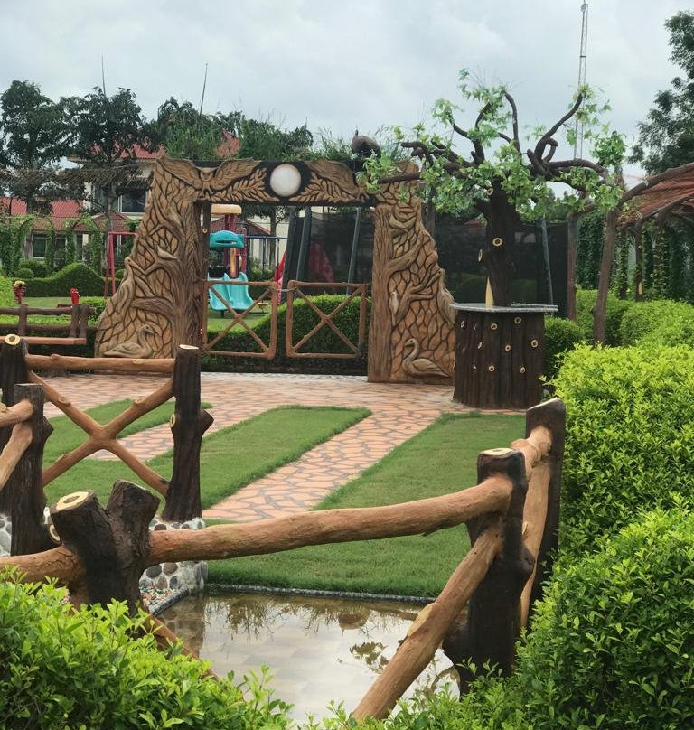 Neonz Resort & Club主图