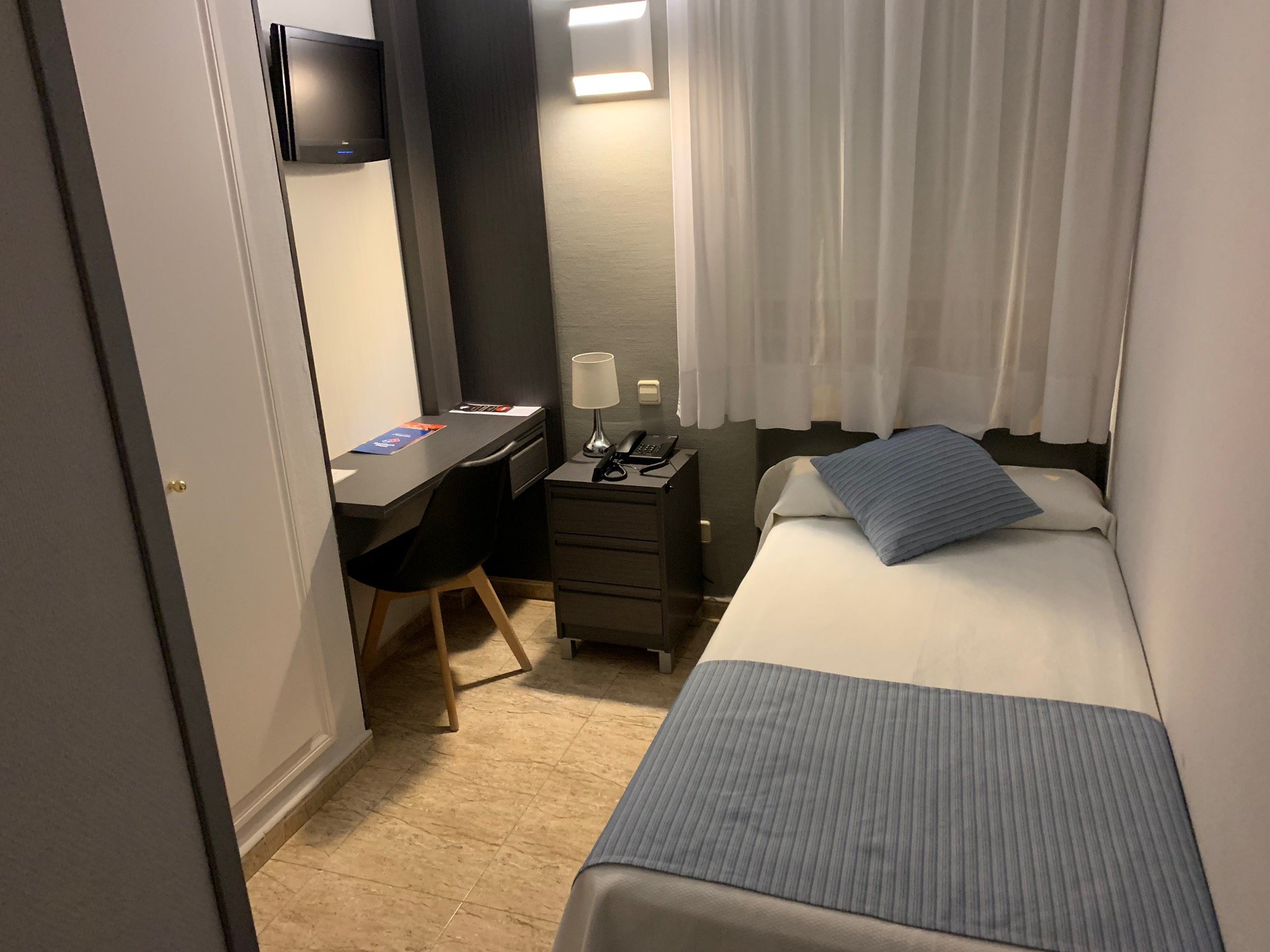 巴拉哈斯广场酒店-官方