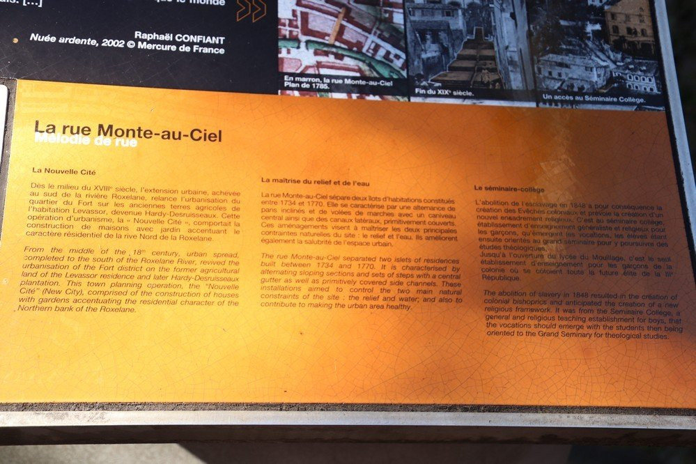 Rue Mont-au-Ciel-Saint-Pierre必去景点