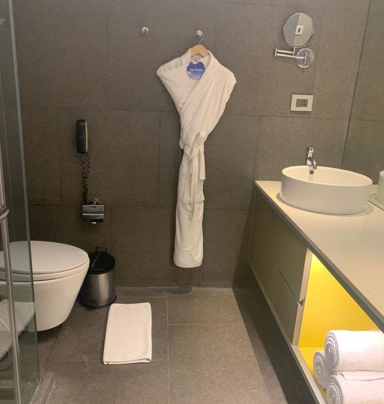 阿巴撒酒店主图