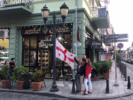 Elza's Wine House-巴统必去景点