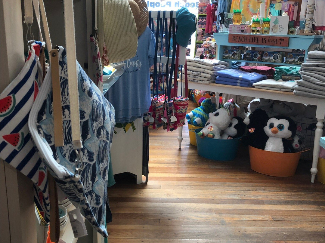 Beach People Fish Creek-Fish Creek必去景点