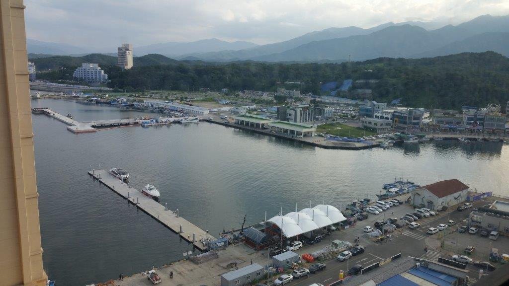 Ramada Gangwon Sokcho Hotel-浴室