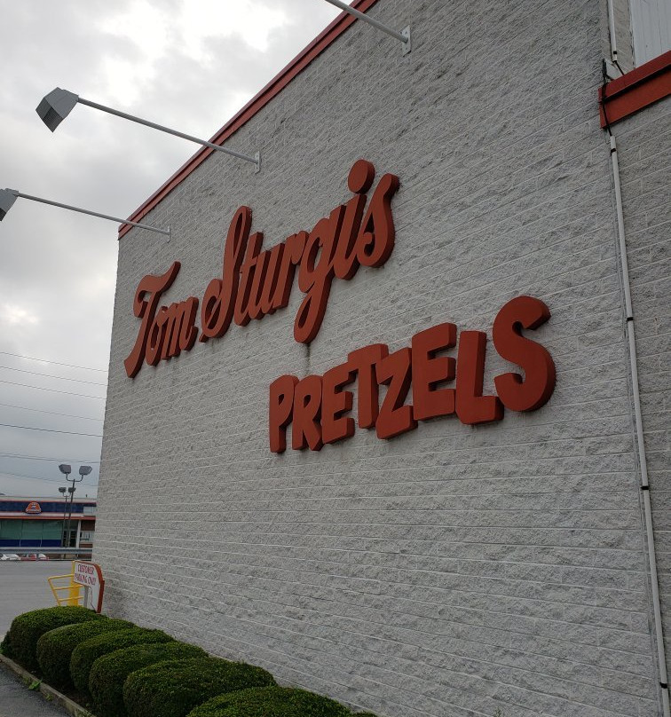 Tom Sturgis Pretzels Factory Store景点图片