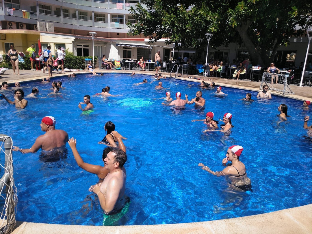 三只锚酒店主图