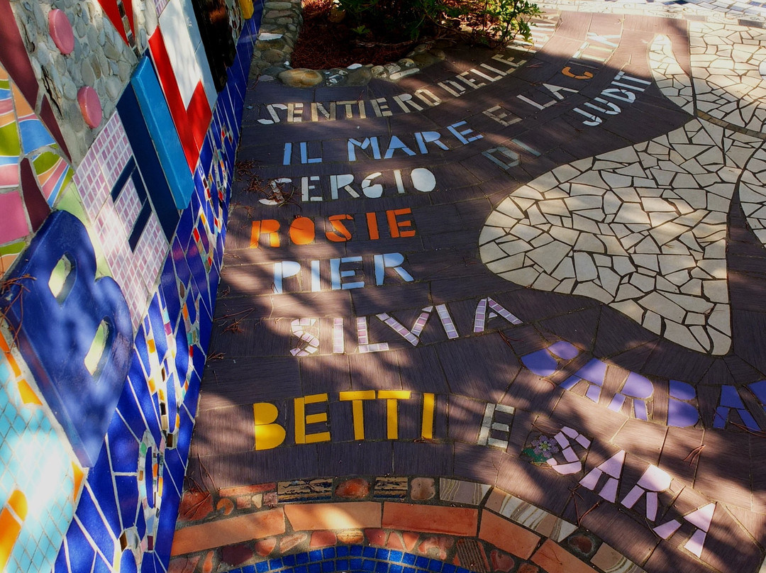 Villa Biener-Cipressa必去景点