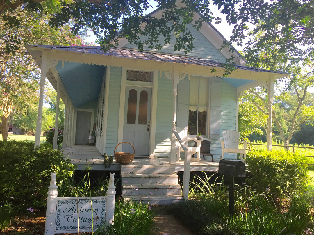 Maison D'Memoire Bed & Breakfast Cottages主图