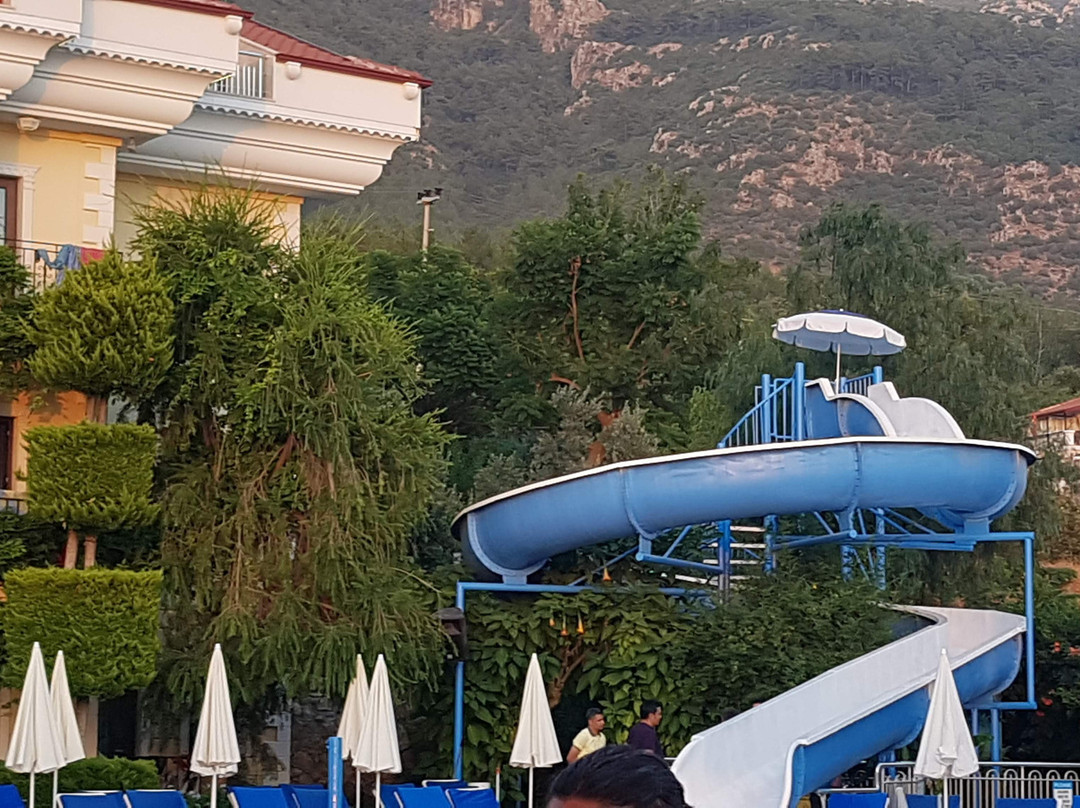 Yel Holiday Resort主图