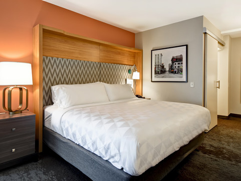 兰卡斯特假日酒店主图