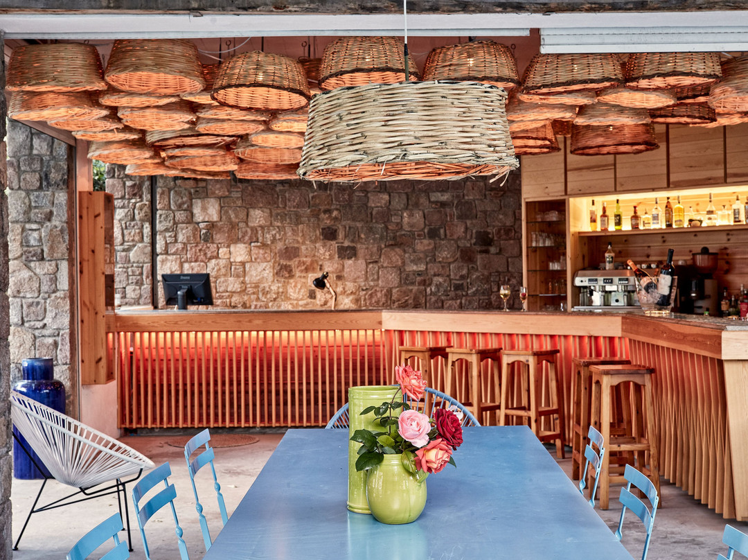 Angelina Aegina Boutique Escape主图