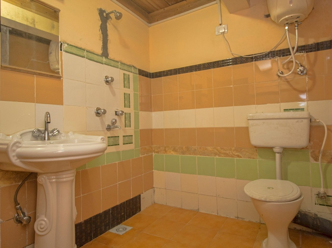 卫兰马别墅酒店主图