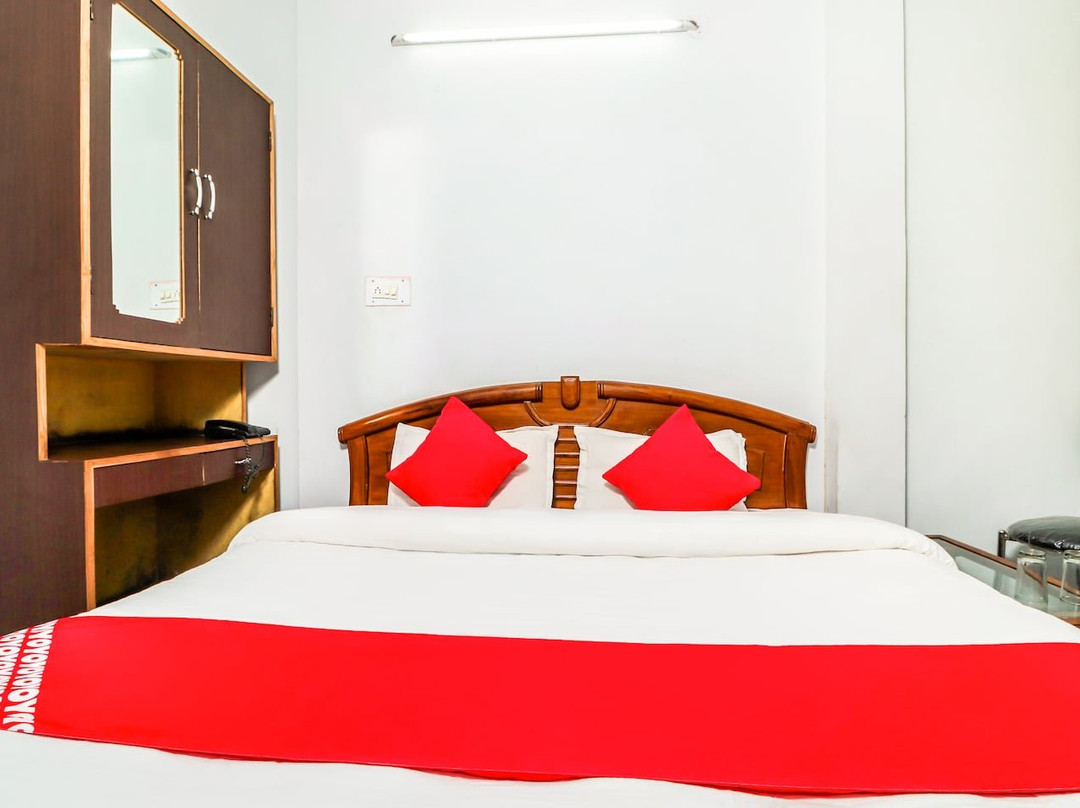 OYO 25077 Hotel Ashoka Regency主图