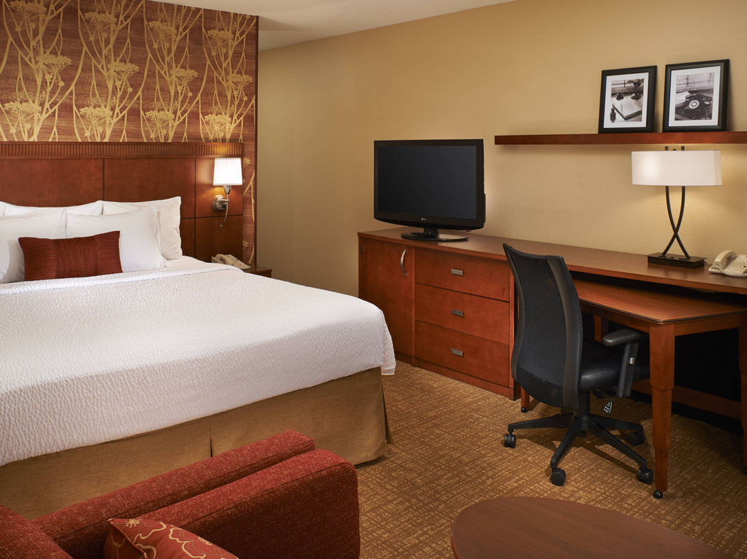 Courtyard by Marriott Detroit Troy主图