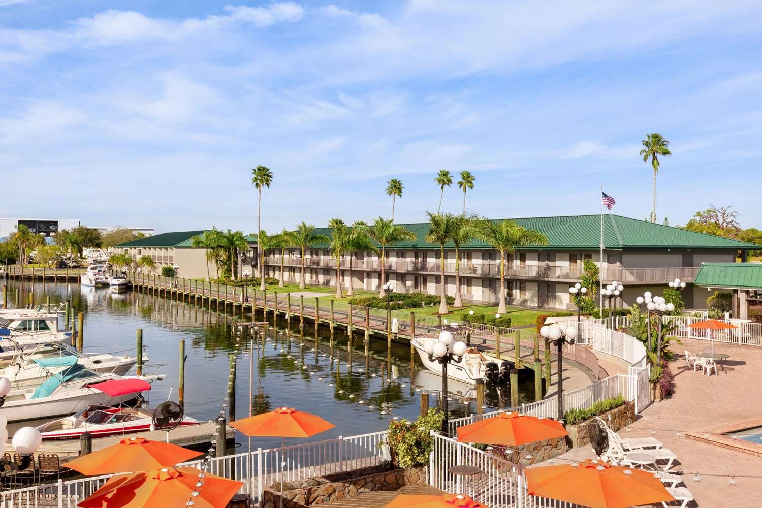 Ramada by Wyndham Sarasota Waterfront-官方