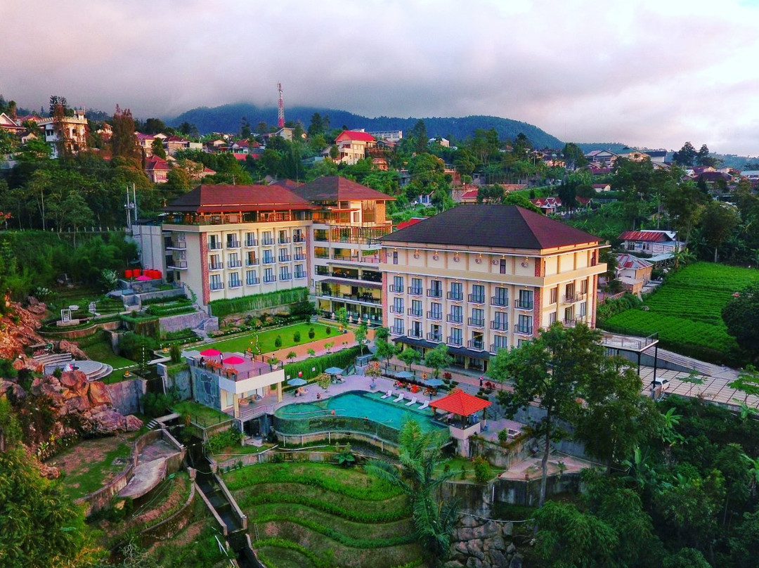 Nava Hotel Tawangmangu