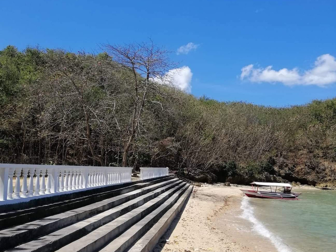Villa Igang Beach-吉马拉斯岛必去景点