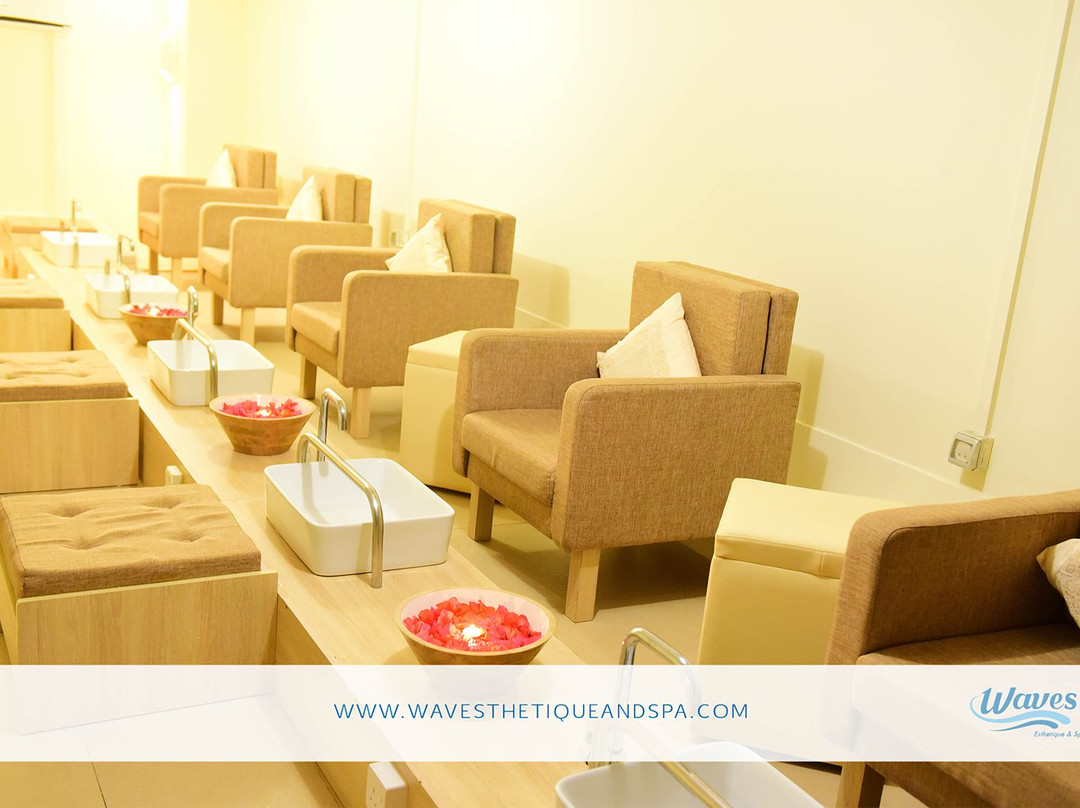 Waves Esthetique & Spa-Ebene必去景点