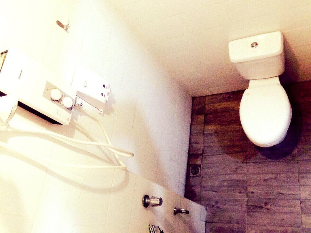 Kingswick Residences And Lodge主图