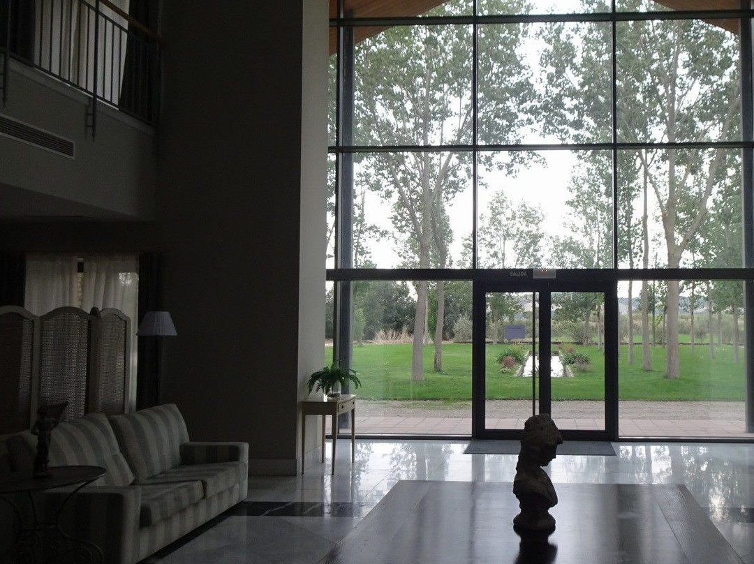 马尔西利亚别墅酒店主图