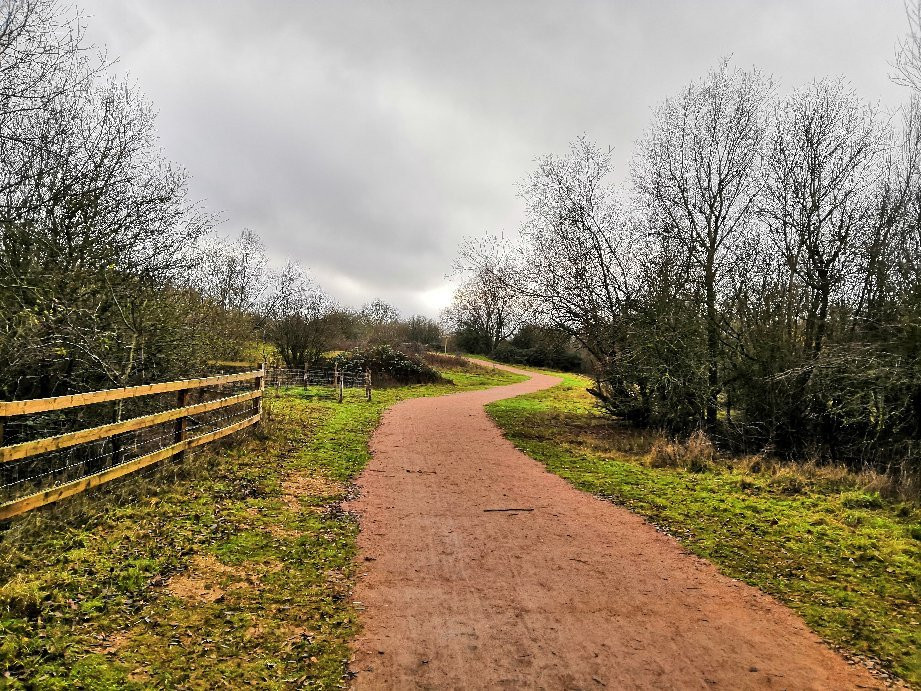 The Stanwick Lakes to Rushden Lakes walk-Rushden必去景点