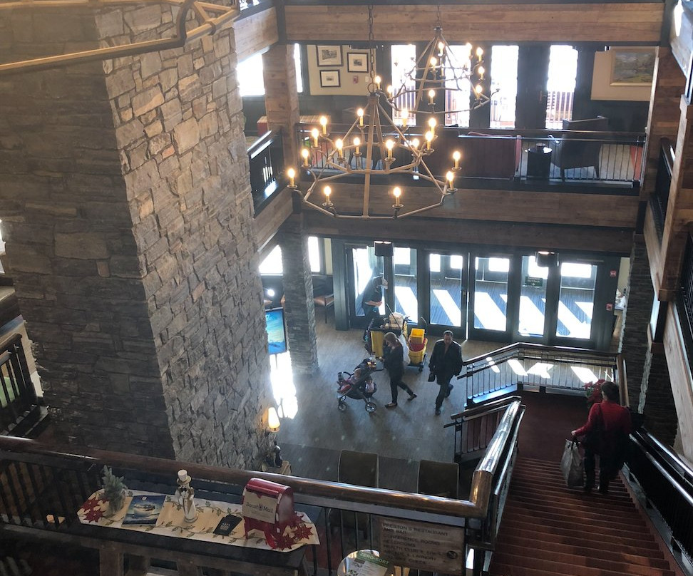 基林顿豪华度假酒店主图