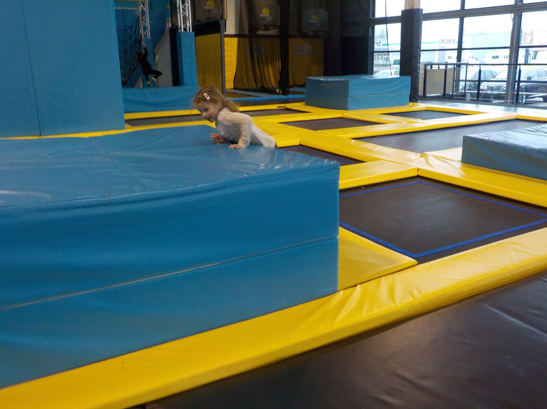Trampoline Park You Jump Metz-Moulins-les-Metz必去景点