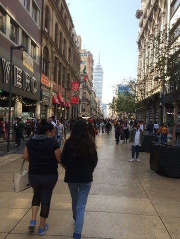 Francisco I. Madero Avenue-墨西哥城必去景点