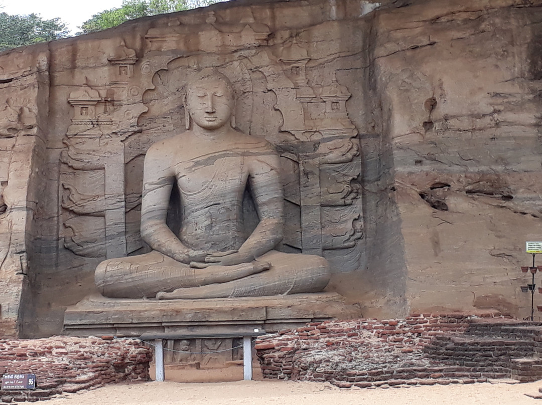 Rangit Lanka-斯里贾亚瓦德纳普拉必去景点