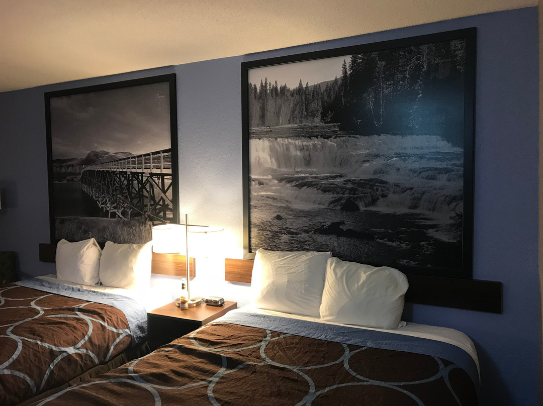 Super 8 by Wyndham Kamloops BC主图